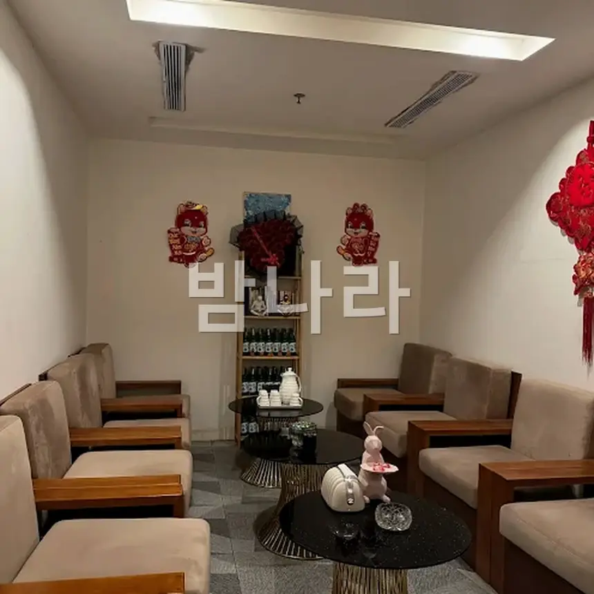 다낭 청룡열차 스파 로비와 입구 분위기