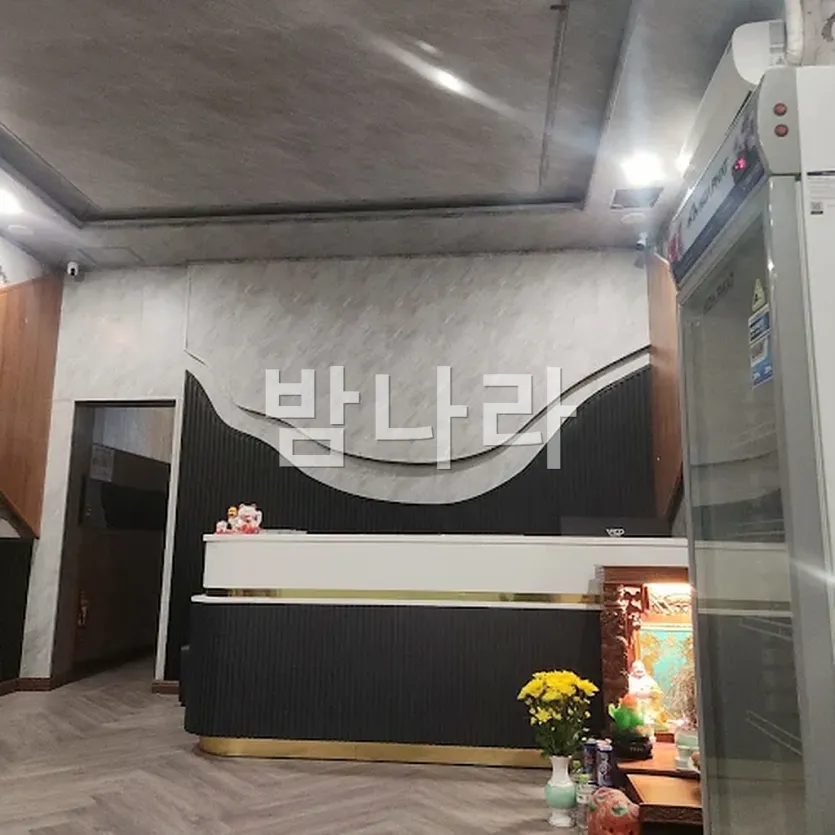 다낭 애플 스파 로비와 대기 공간 분위기