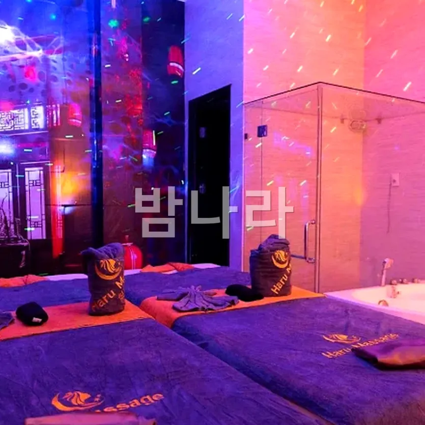 다낭 화월루 마사지 치파오 콘셉트 중화풍 외관·간판