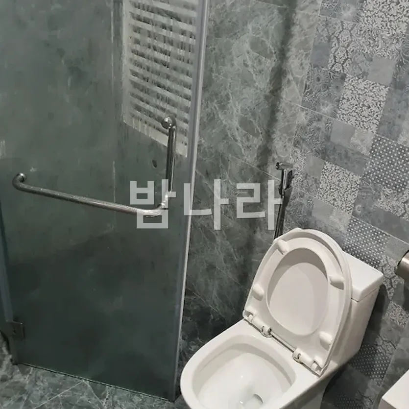 다낭 뉴라이프 스파 룸 내부 케어 공간