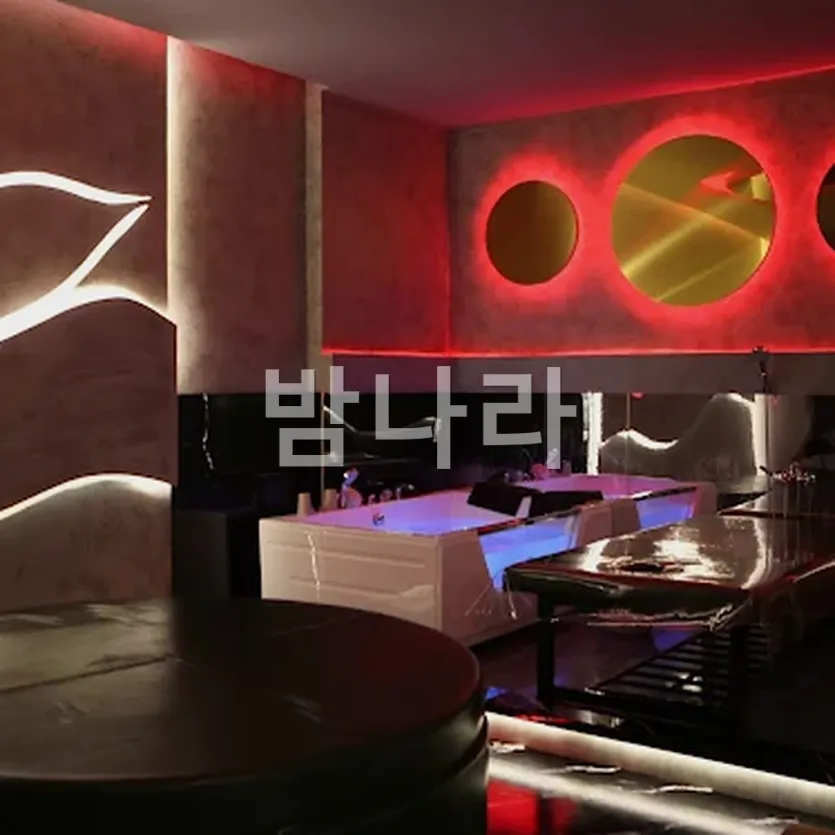 다낭 요정 스파 관리룸 베드와 신축 마감