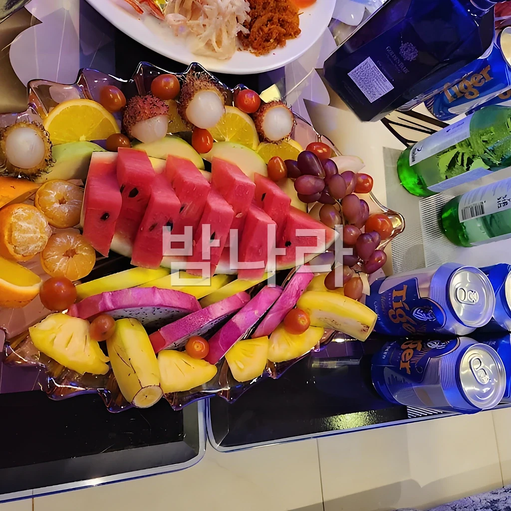 호치민 오디세이 가라오케 천장 조명과 대형 화면