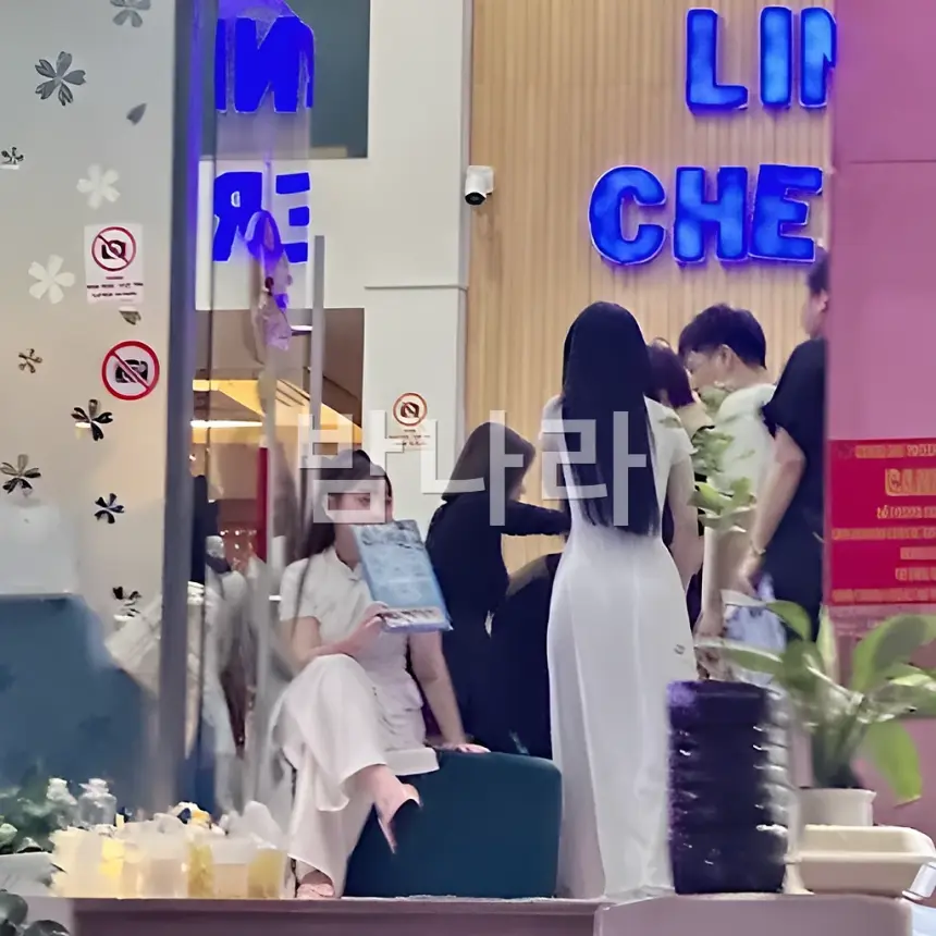 호치민 린체리 스파 로비와 내관 분위기