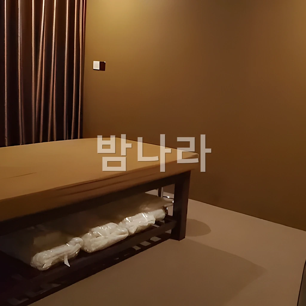 호치민 루나 마사지 시설과 룸 분위기