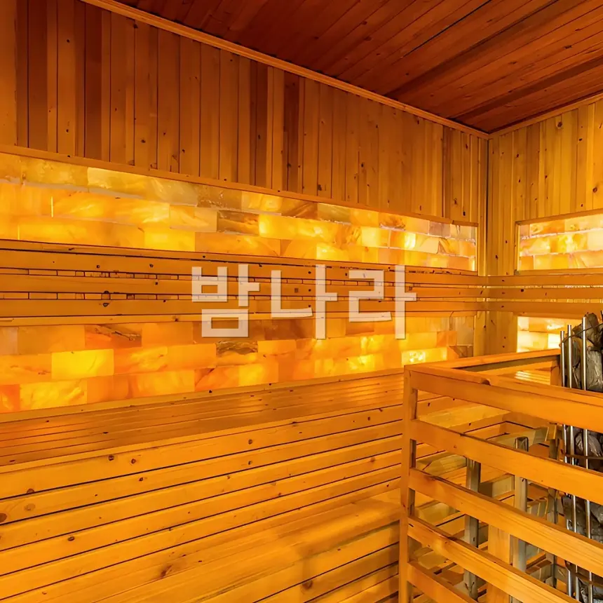 호치민 민땀 마사지 내부 복도와 분위기