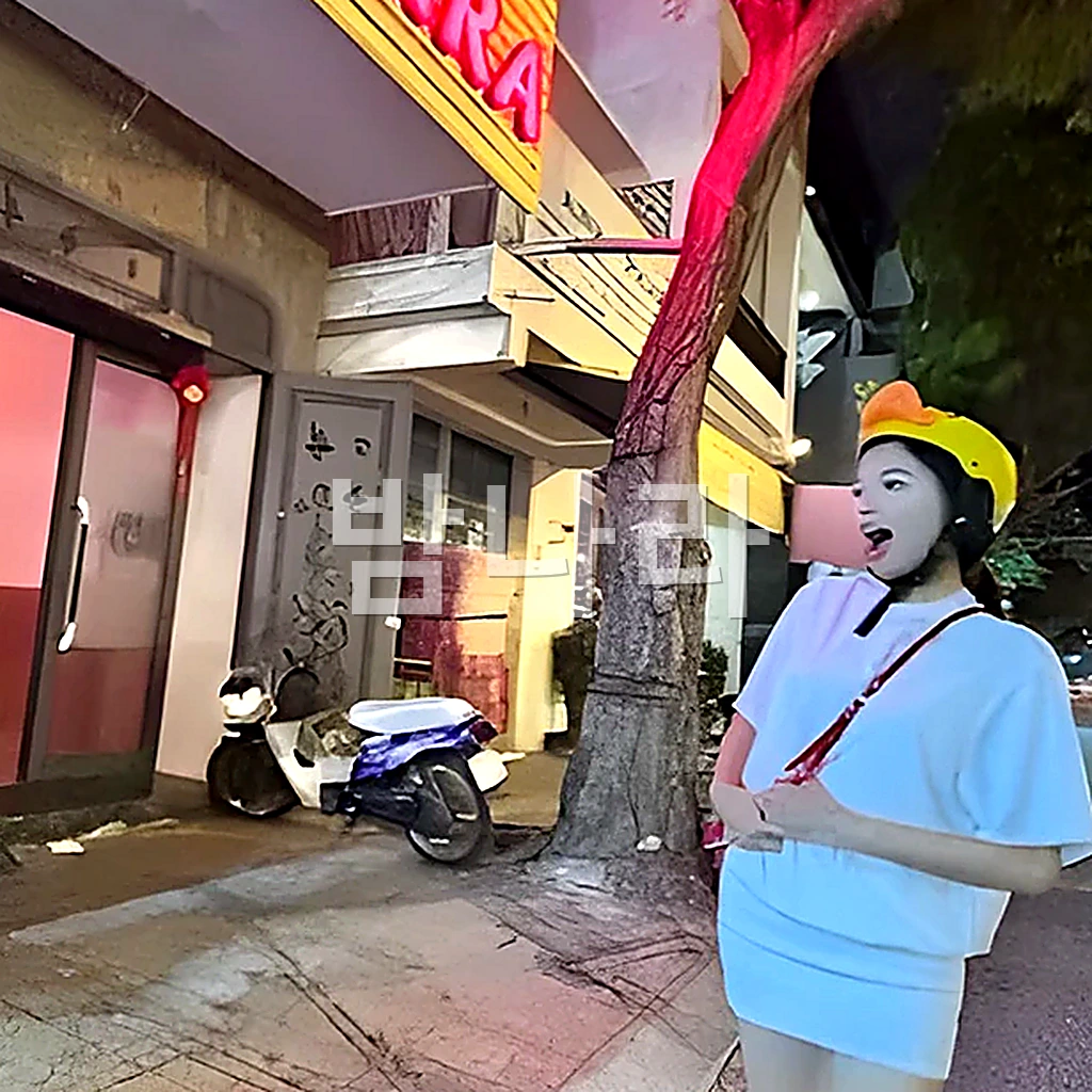 나트랑 사쿠라 마사지 (홍방 거리 외관 전경)