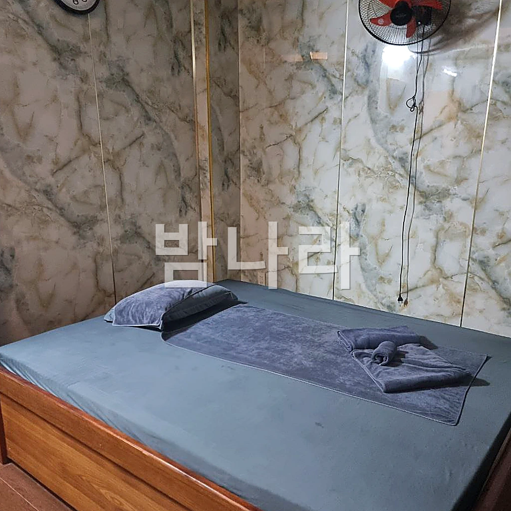 나트랑 도쿄 마사지 또 다른 룸의 침대 구성