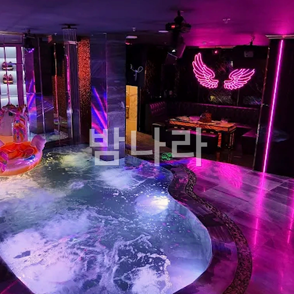 푸꾸옥 황궁 마사지 관리룸 마감과 어메니티