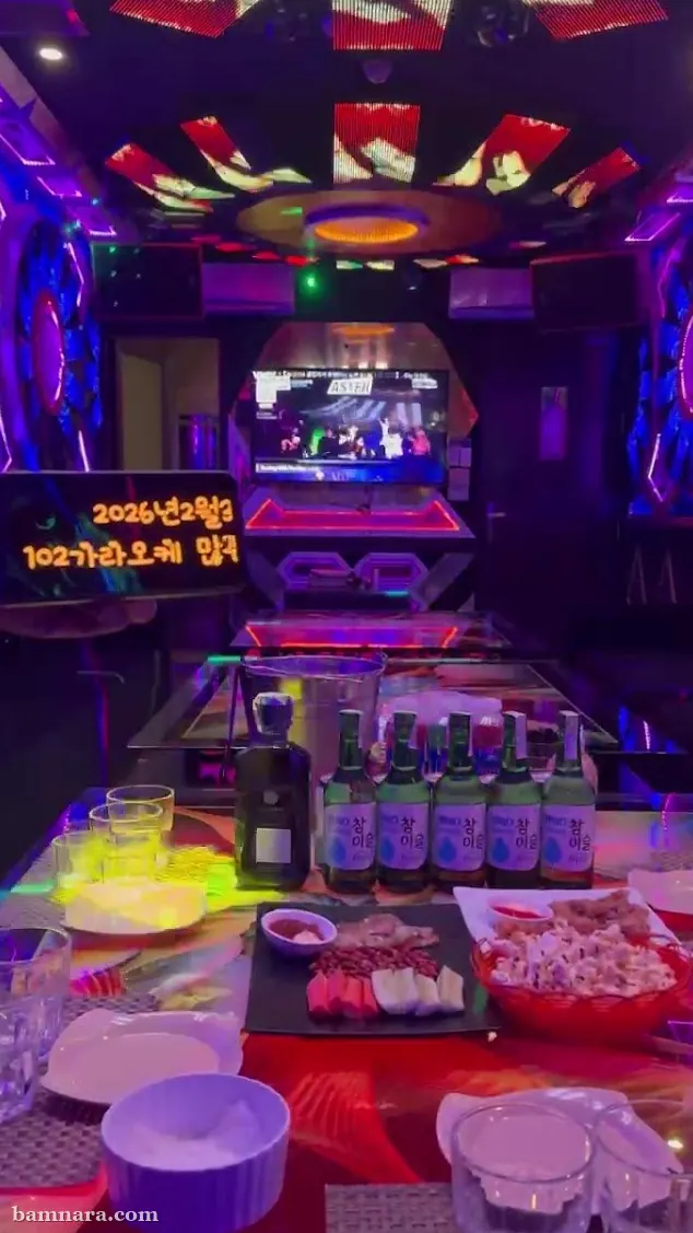 호치민 102 가라오케 테이블 세팅