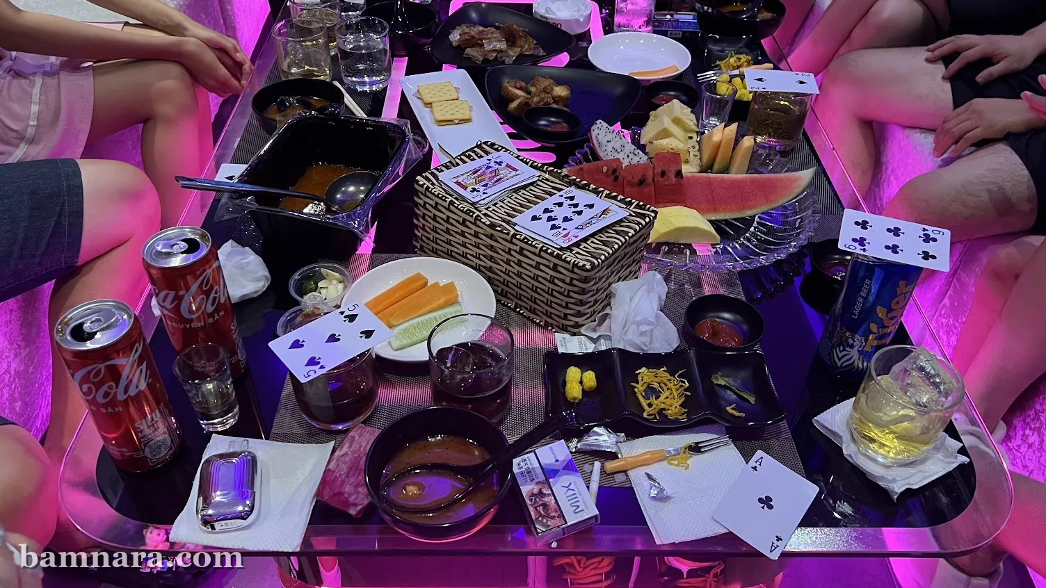 호치민 산토끼 테이블 세팅